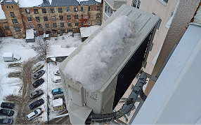 Наледь и снег
